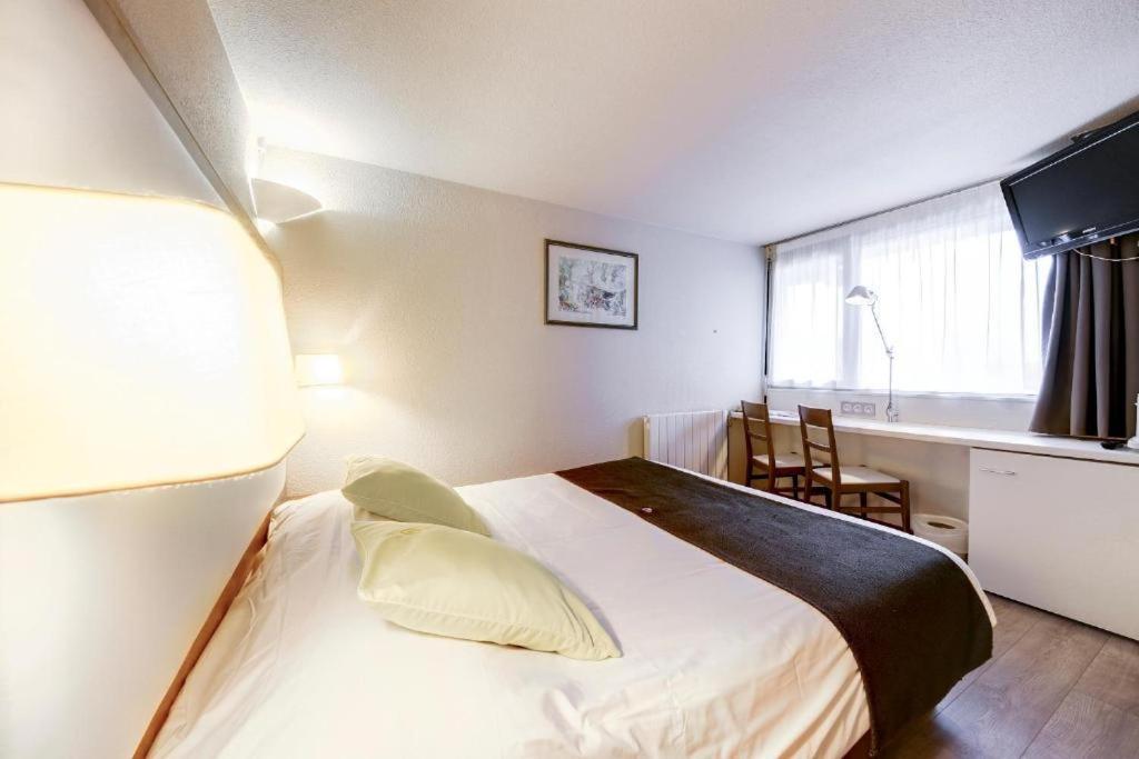 Brit Hotel Confort Nancy Luneville Ngoại thất bức ảnh