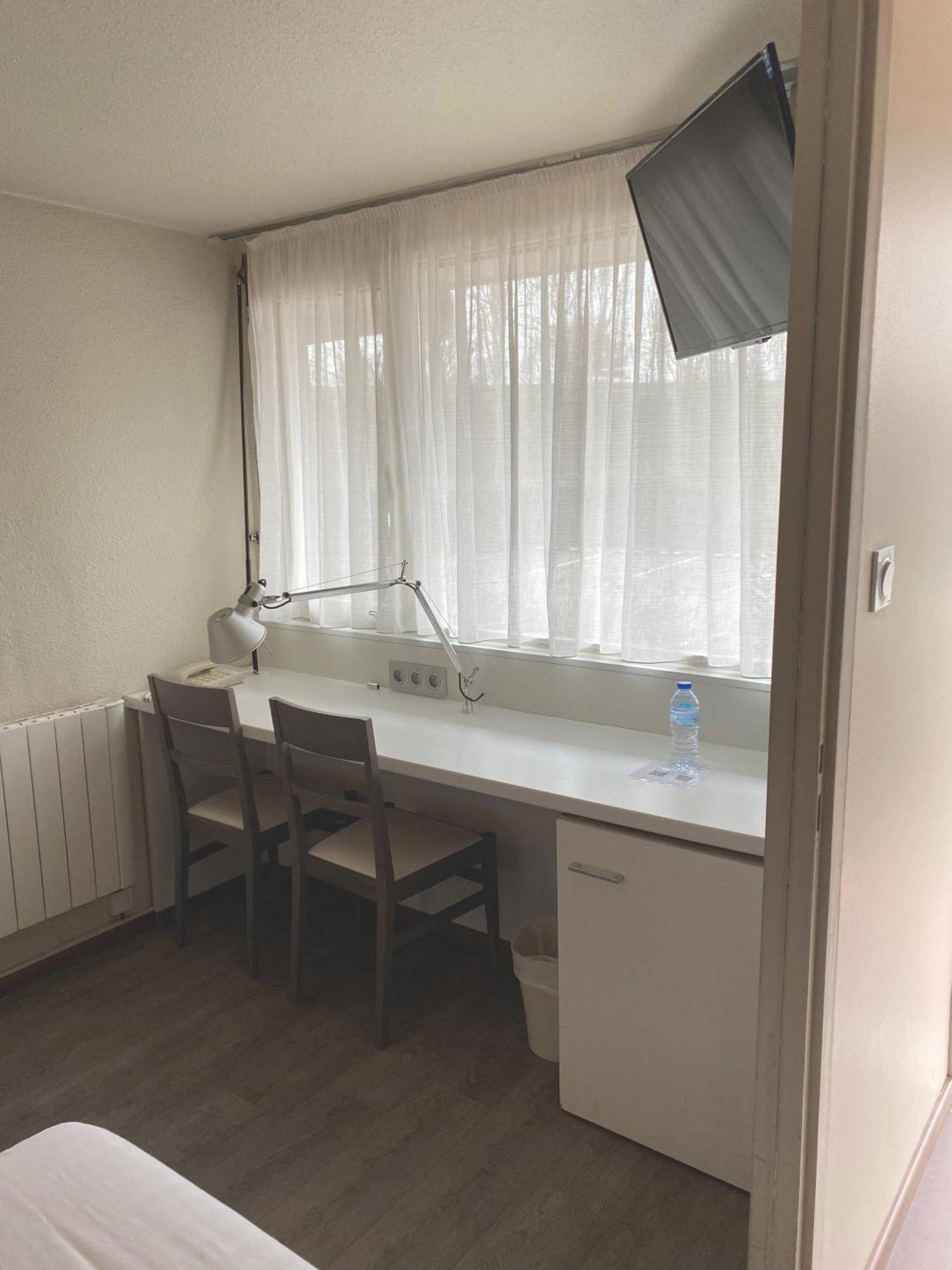 Brit Hotel Confort Nancy Luneville Phòng bức ảnh